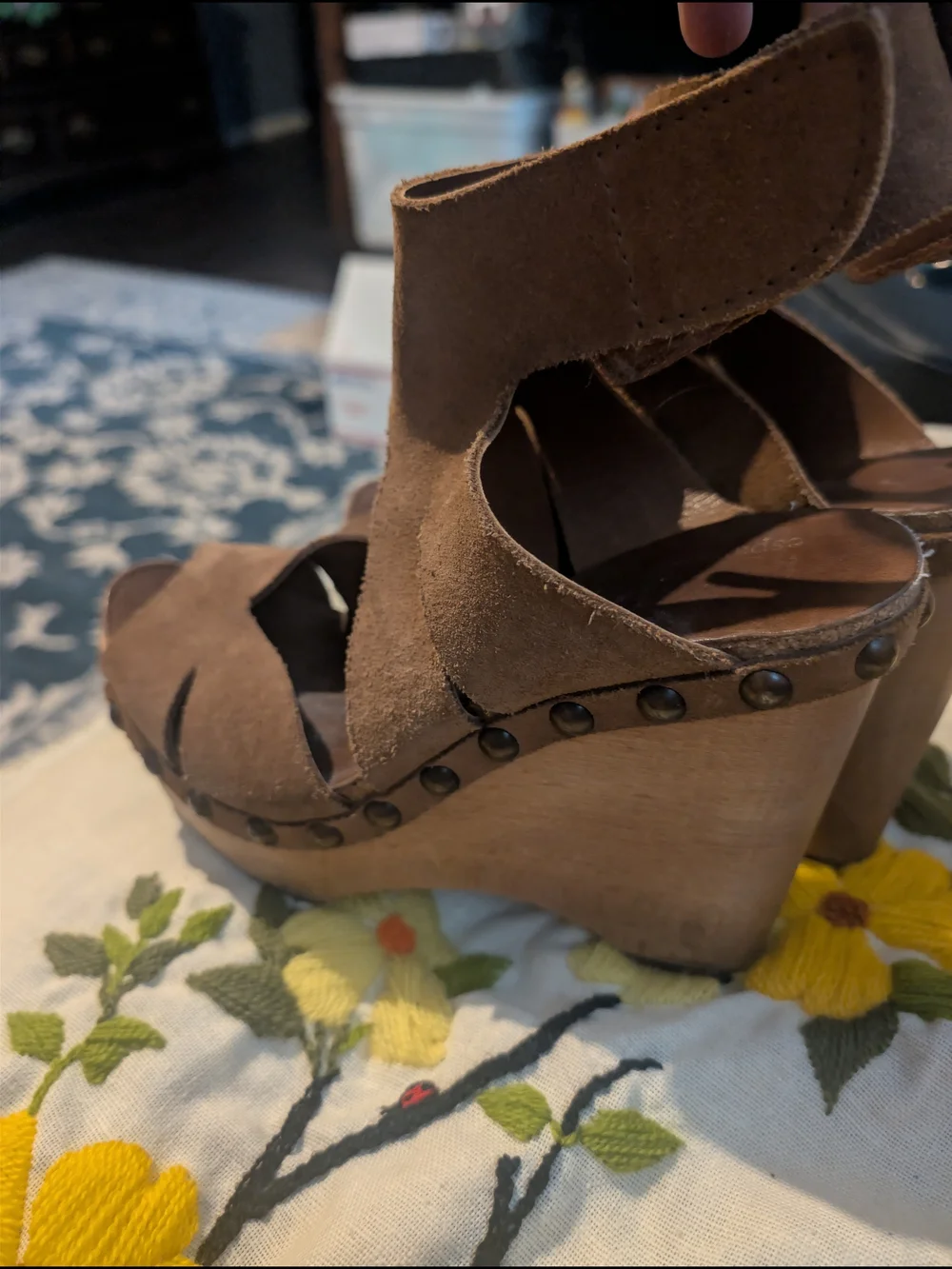 Pedro García Women's Brown Suede Platform Sandals
